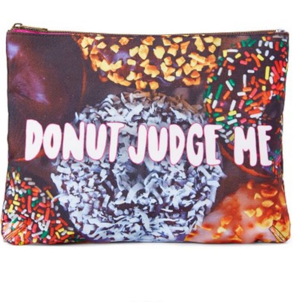 Nwt donut pouch